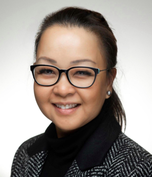 Ms Sandra Lam