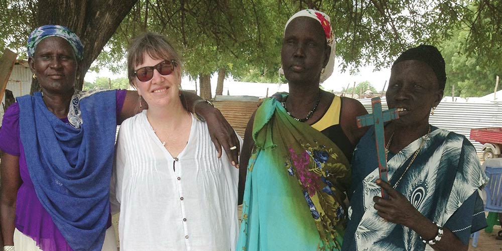 Women prefer peace: The 2016-17 APS Intercultural Grant