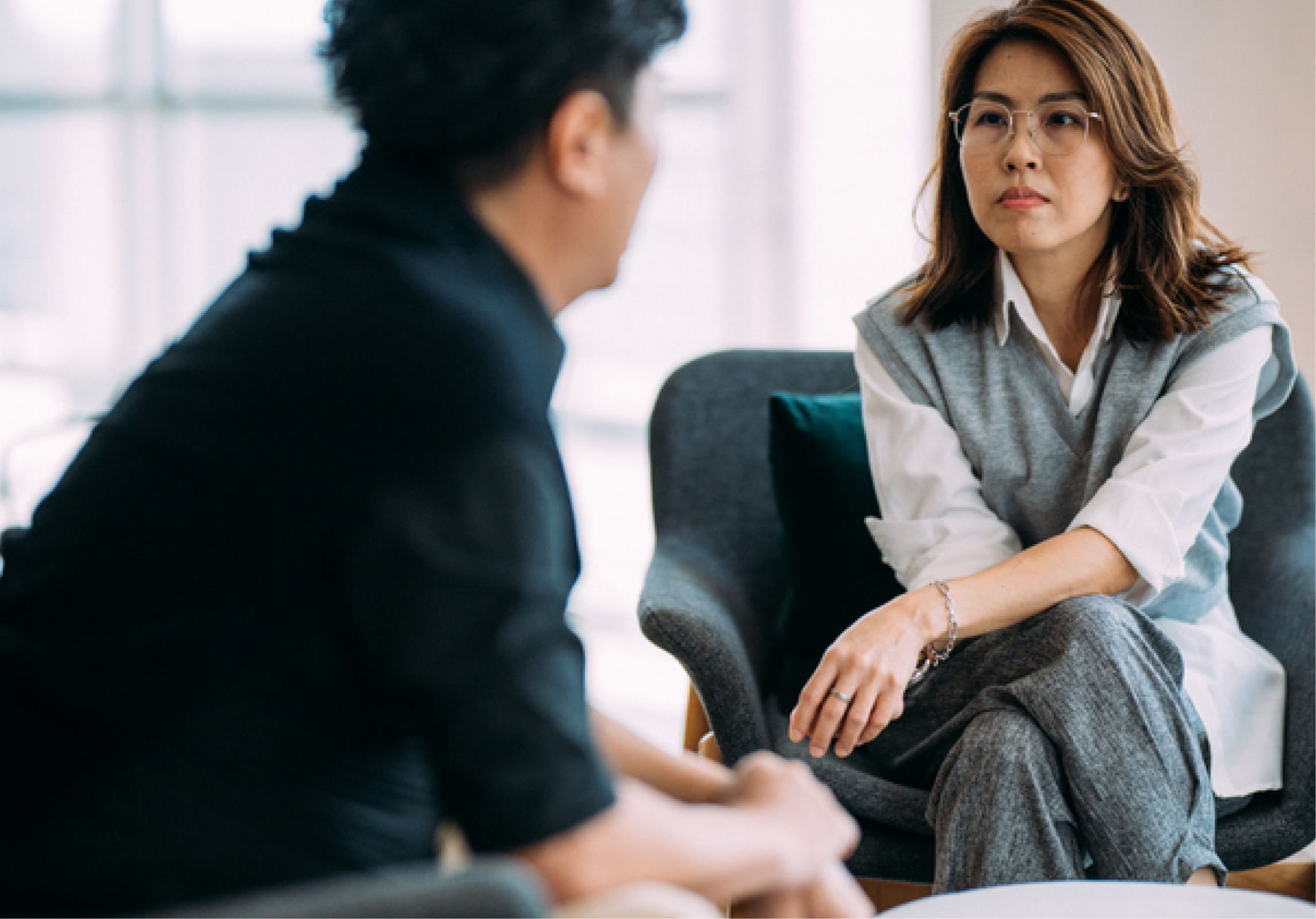 psychologist paying close attention to client.